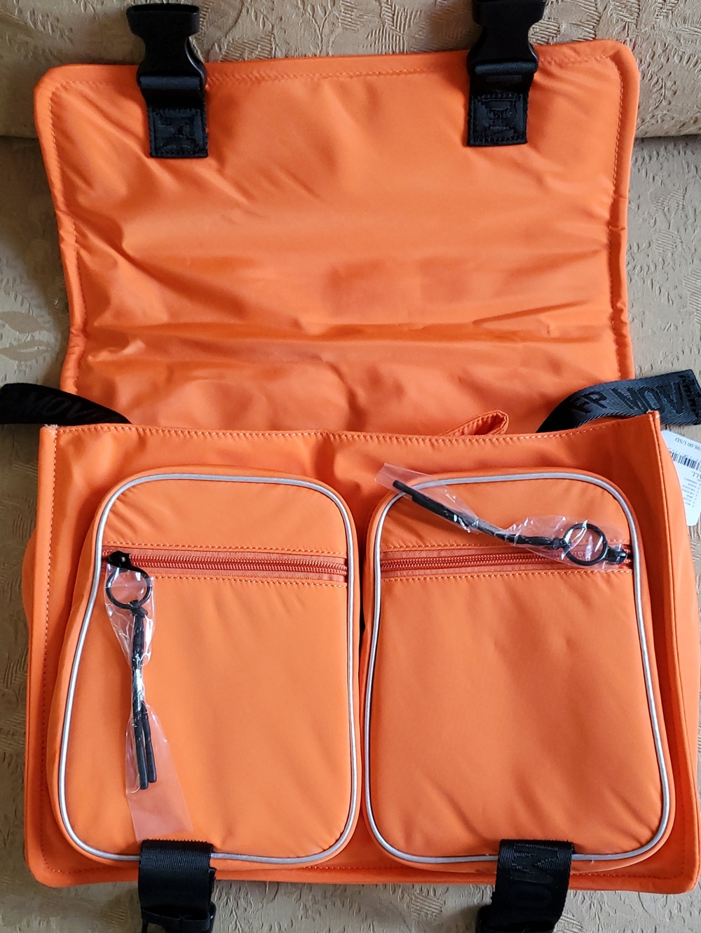 FP Movement In Motion Messenger Bag/Orange - Picture 8 of 15